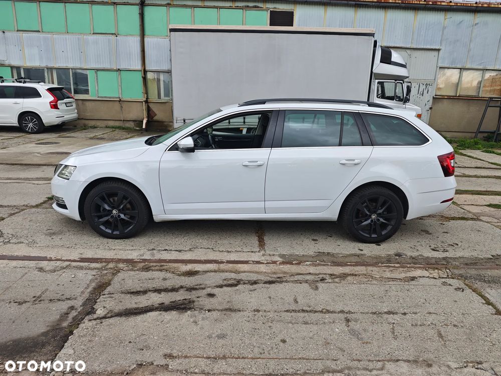 Skoda Octavia 2.0 TDI Elegance DSG - 30