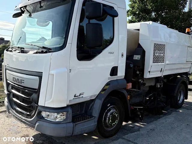 DAF LF Zamiatarka miejska uliczna dwustronna SCARAB 5,5 m3 Euro 6 - 3