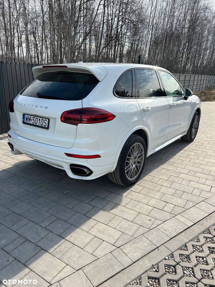 Porsche Cayenne Platinum Edition - 4