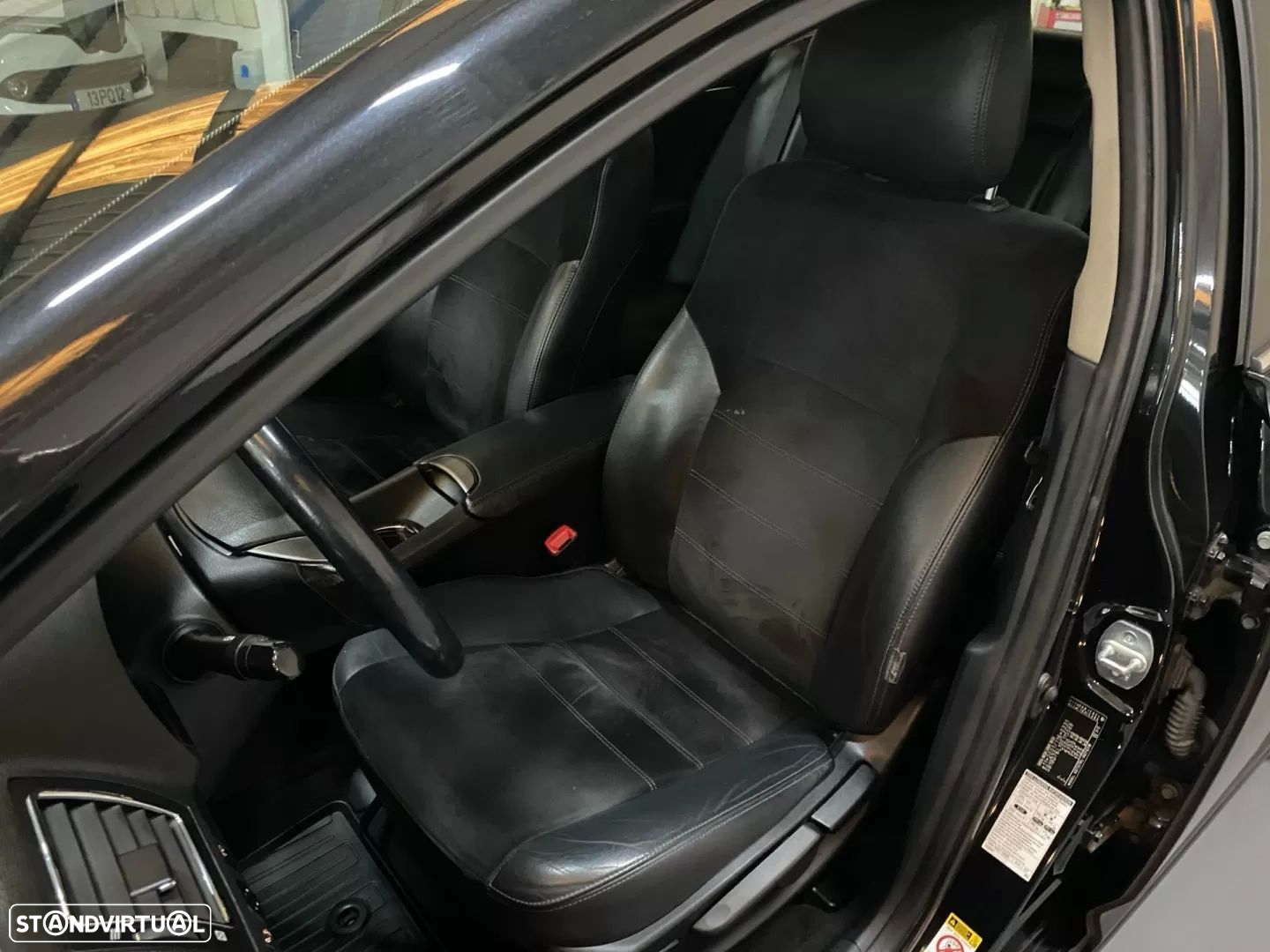 Toyota Avensis SD 2.0 D-4D Exclusive +Navi - 16