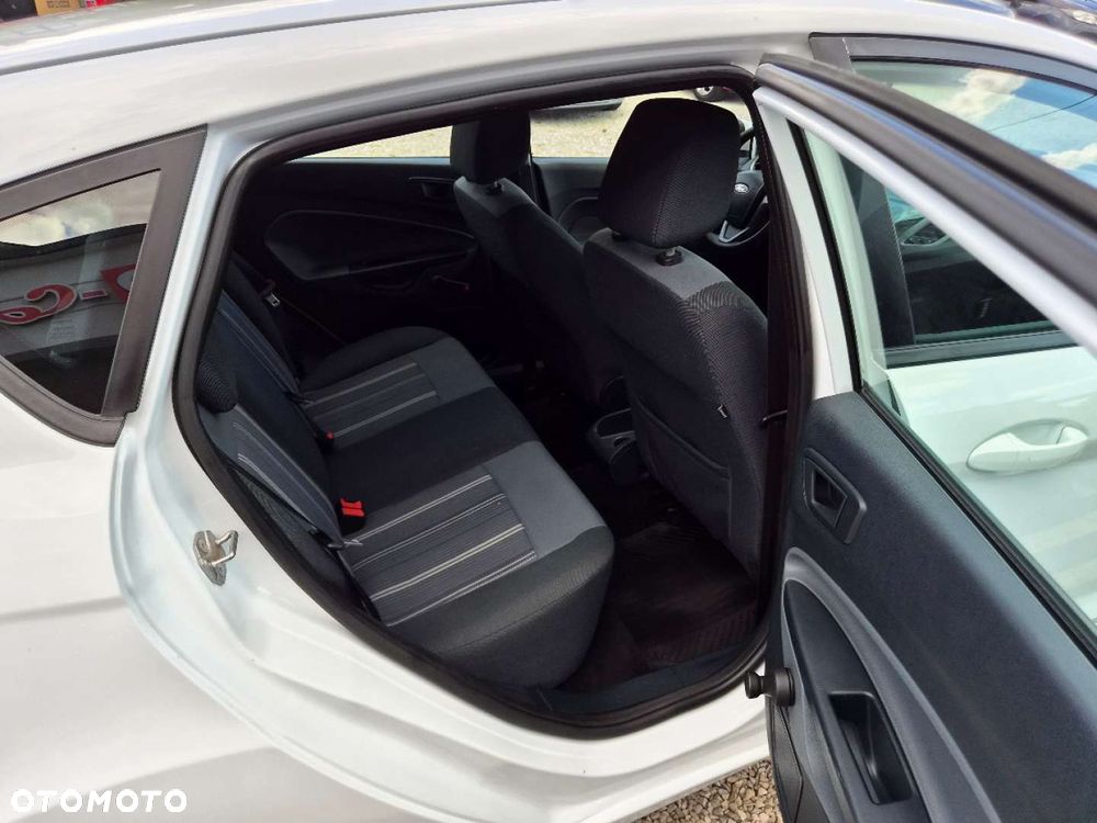 Ford Fiesta - 18