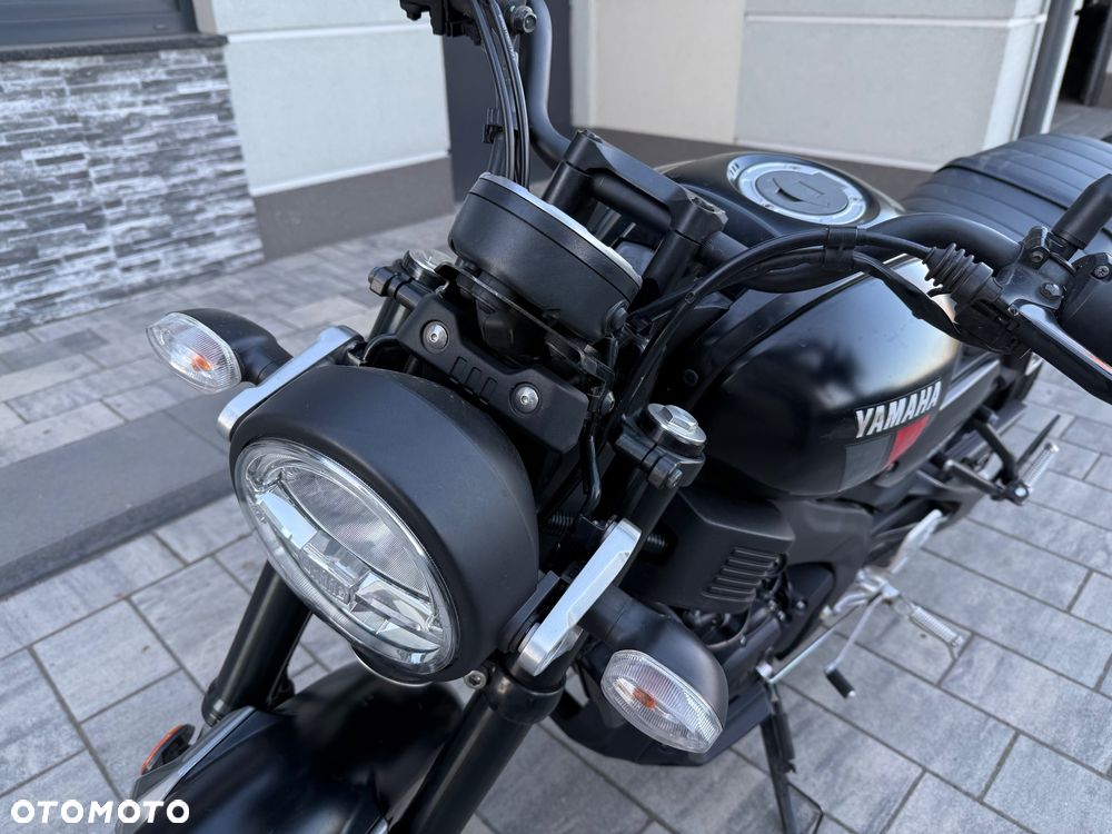 Yamaha XSR - 8