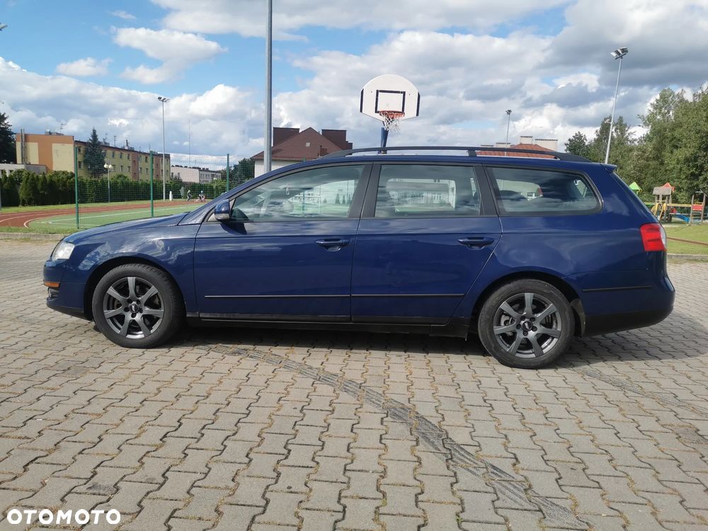 Volkswagen Passat 1.9 TDI Trendline - 13