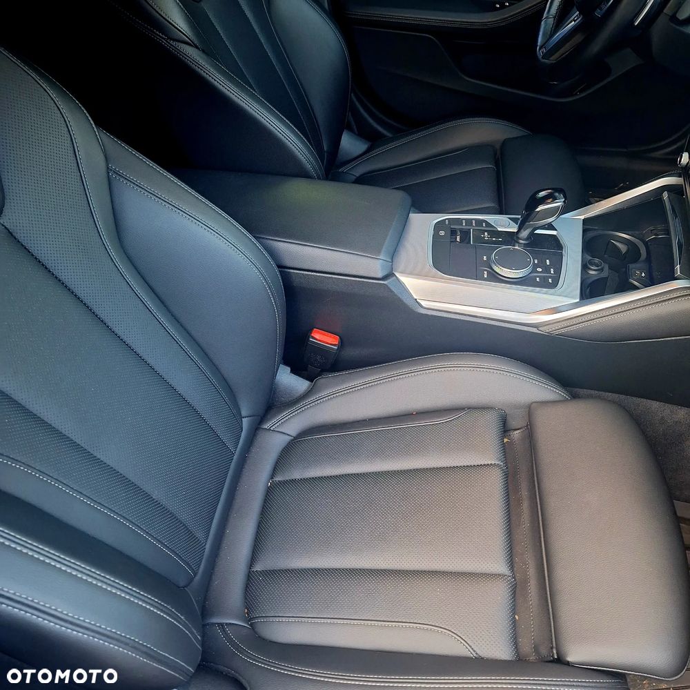 BMW Seria 4 - 32