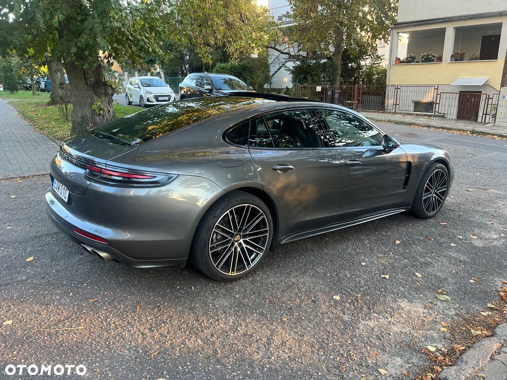 Porsche Panamera 4S - 7