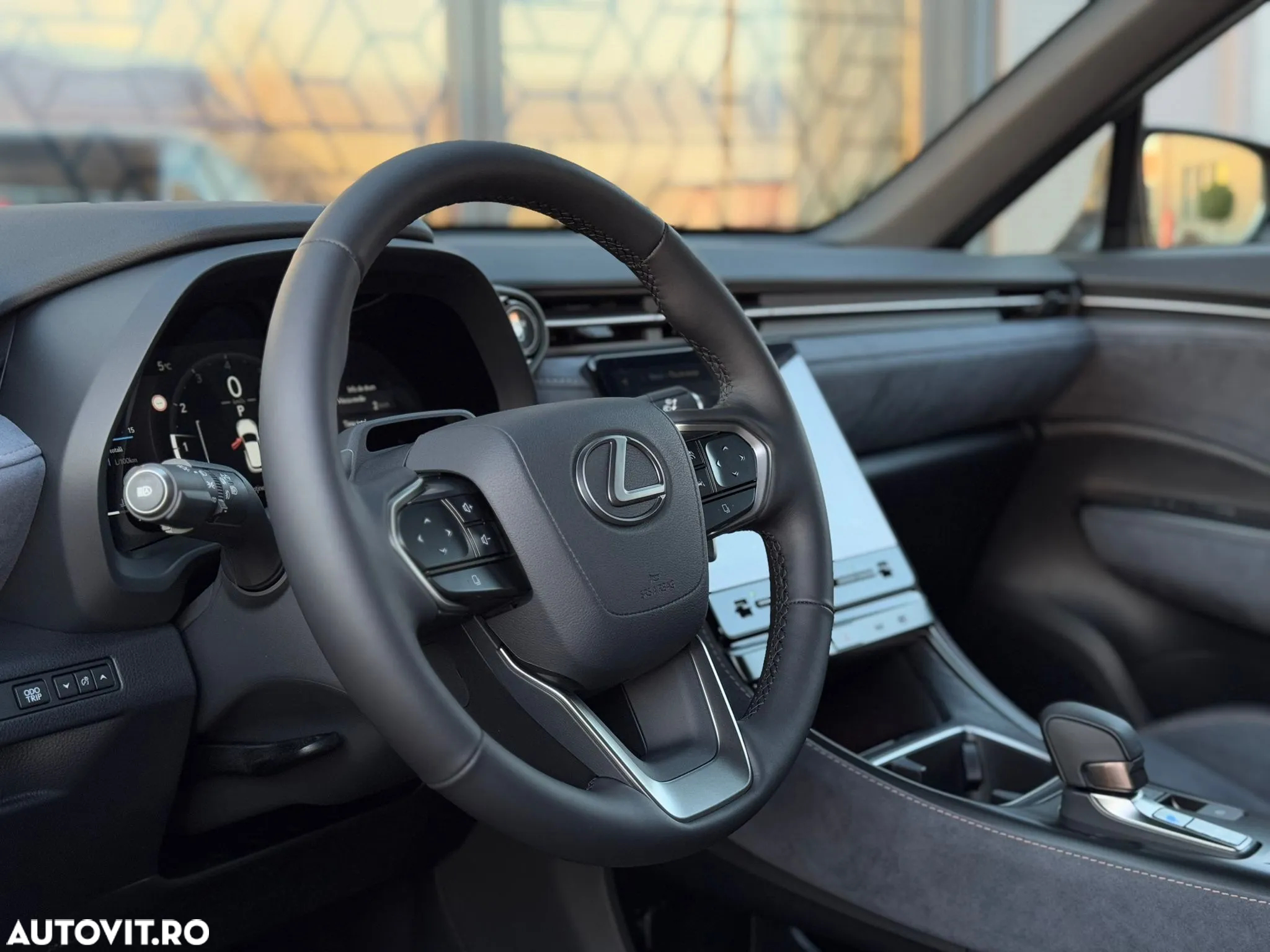 Lexus LBX 1.5 HEV 4x2 CVT Cool - 12