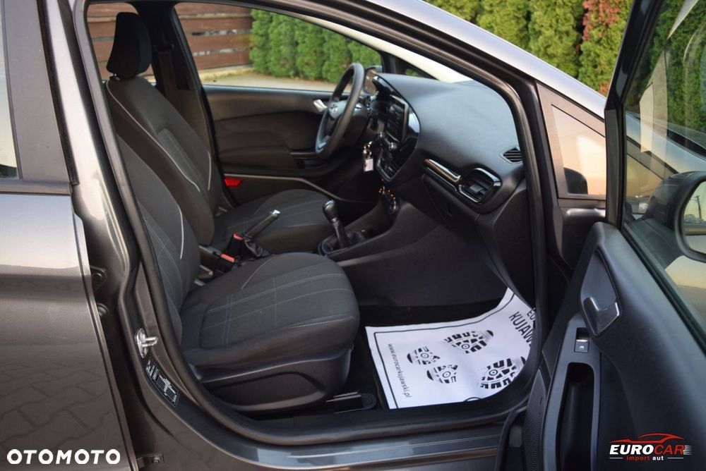 Ford Fiesta - 16