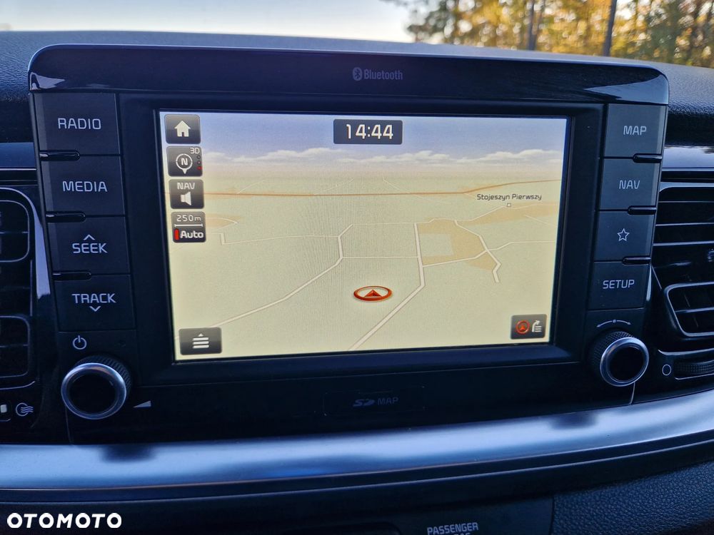 Kia Stonic - 19