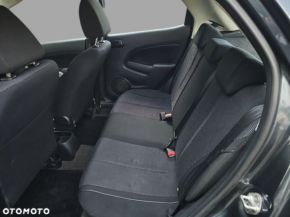 Mazda 2 - 13