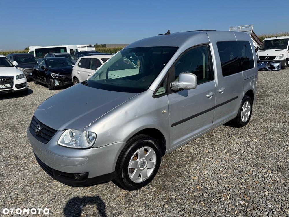 Volkswagen Caddy 1.9 DPF DSG Life Family (5-Si.) - 2