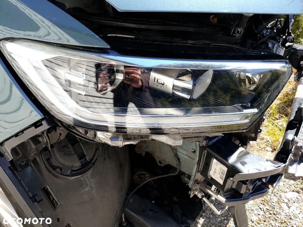 Volkswagen T-Roc - 12