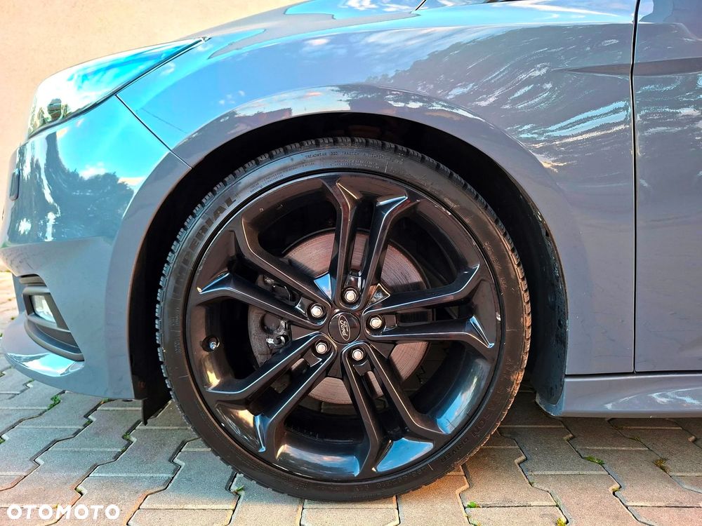 Ford Focus 2.0 TDCi ST PowerShift - 15