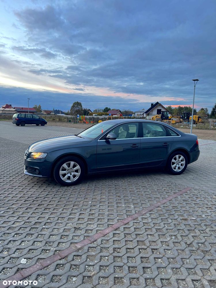 Audi A4 Avant 1.8 TFSI Ambiente - 5