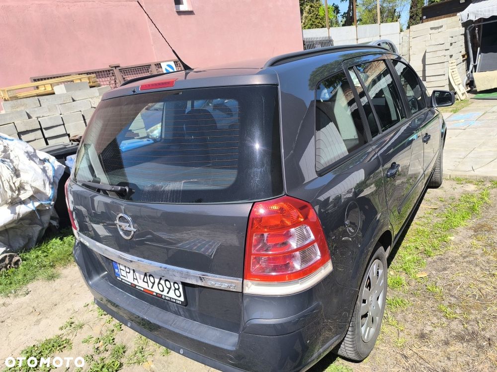 Opel Zafira - 3