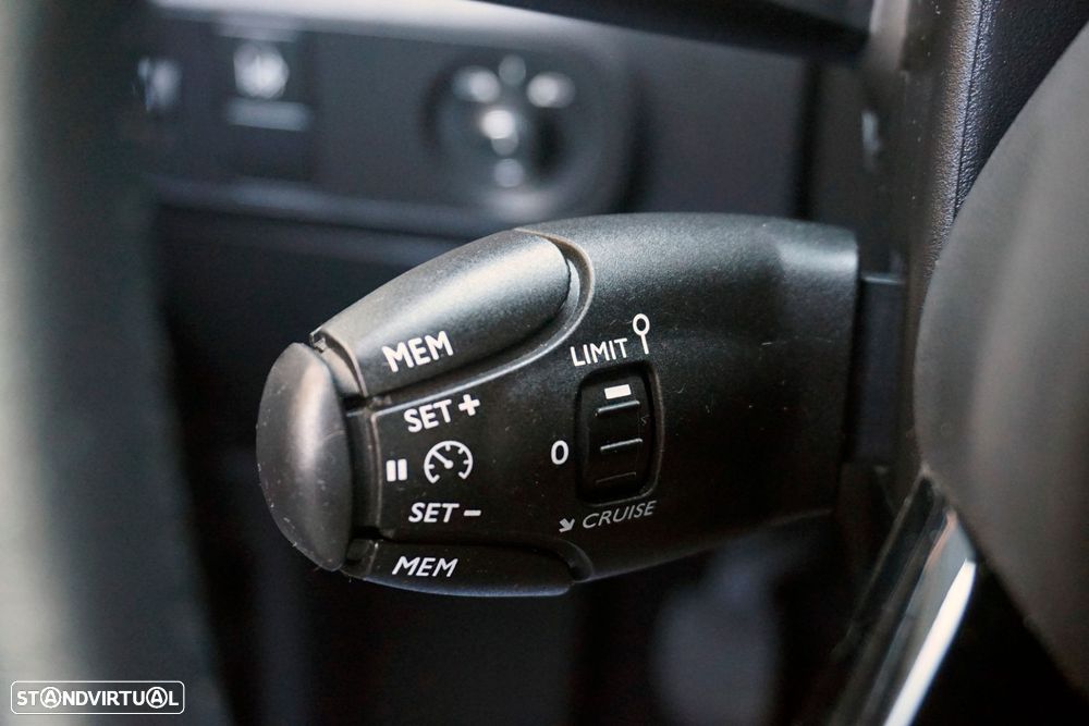 Citroën C3 1.2 PureTech Origins - 17