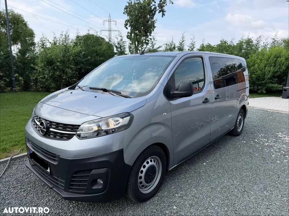 Opel Vivaro - 1