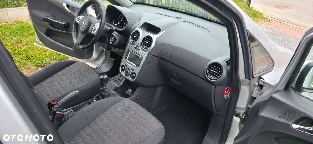 Opel Corsa 1.2 16V Navi - 6