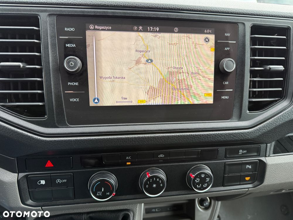 Volkswagen CRAFTER 177KM/ Średni/Navi/Klima/Webasto/Masaż/Serwis Niemcy - 19