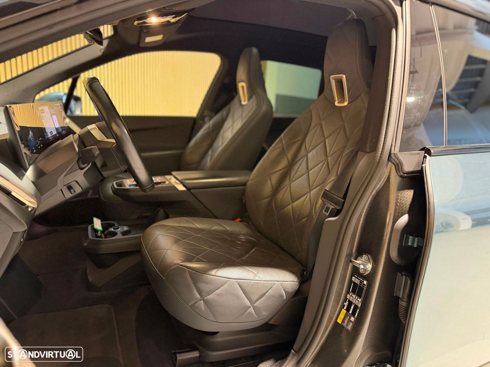 BMW iX xDrive40 - 6