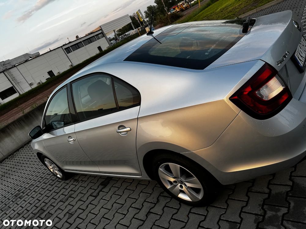 Skoda RAPID 1.0 TSI Ambition - 18