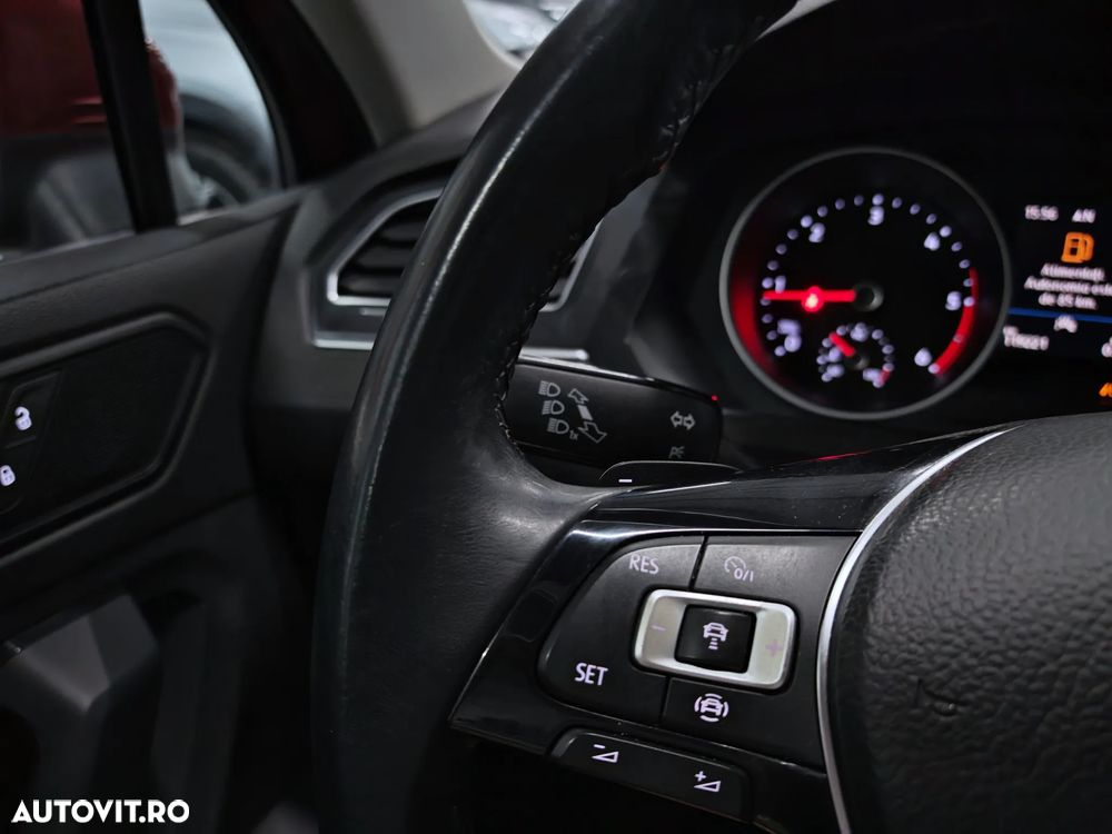Volkswagen Tiguan 2.0 TDI DPF DSG Comfortline - 24