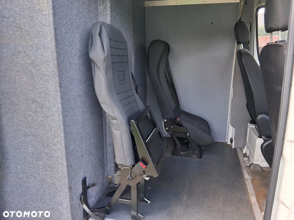 Volkswagen Crafter - 8