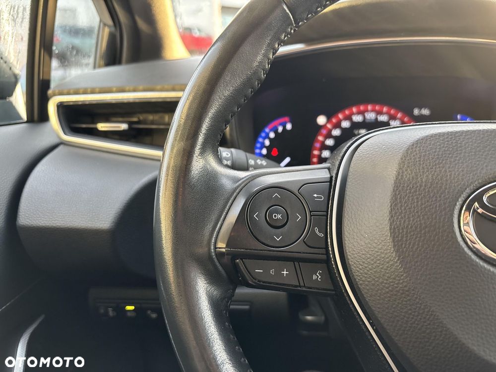 Toyota Corolla - 24
