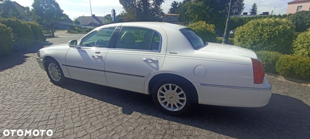 Lincoln Town Car 4.6 Signature - 6