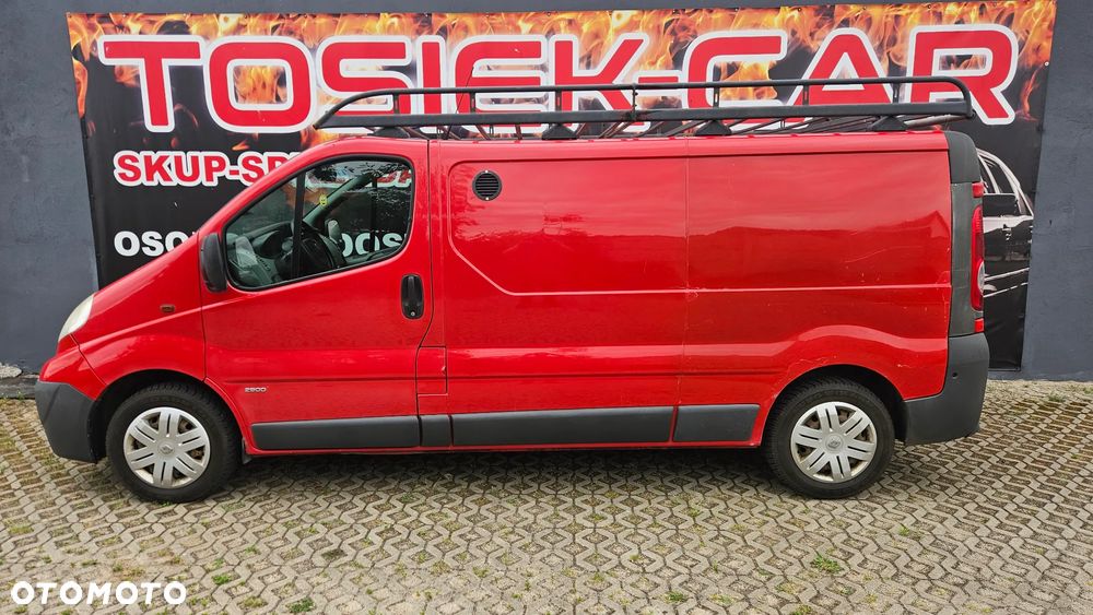 Opel Vivaro - 17