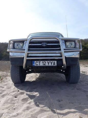 Toyota Hilux - 23