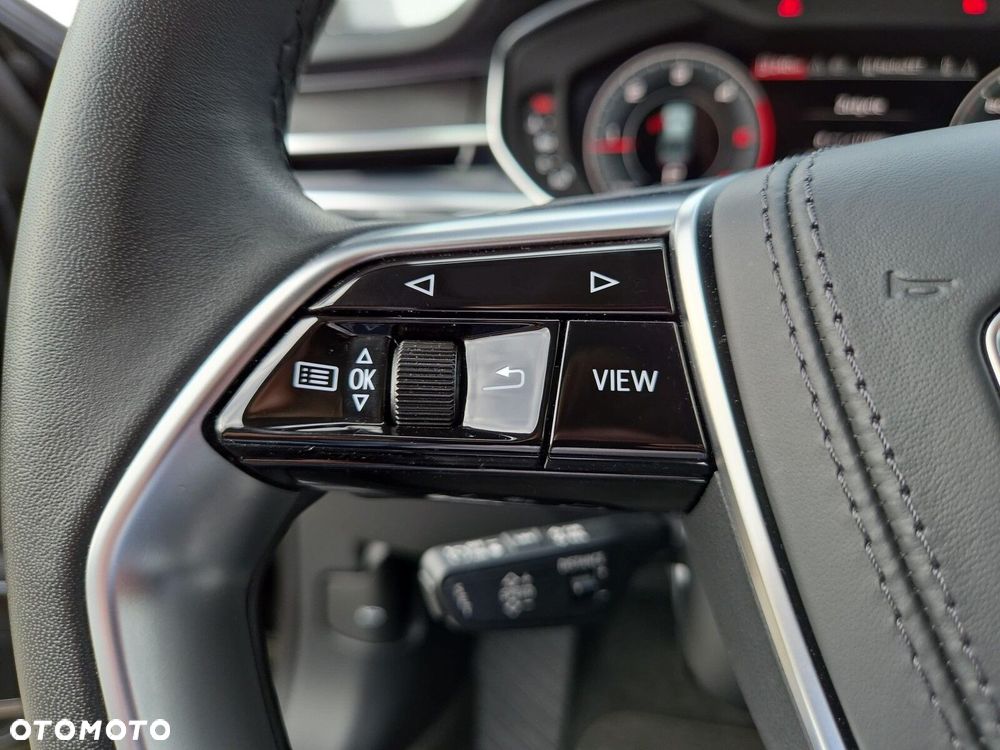 Audi A8 - 17