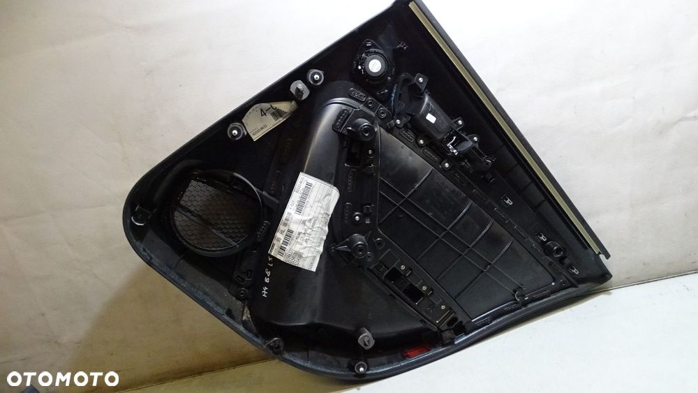 BOCZEK DRZWI LEWY TYLNY AUDI A4 B8 2.0TDI - 6