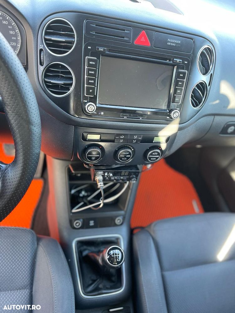 Volkswagen Golf Plus 2.0 TDI Comfortline DPF - 13