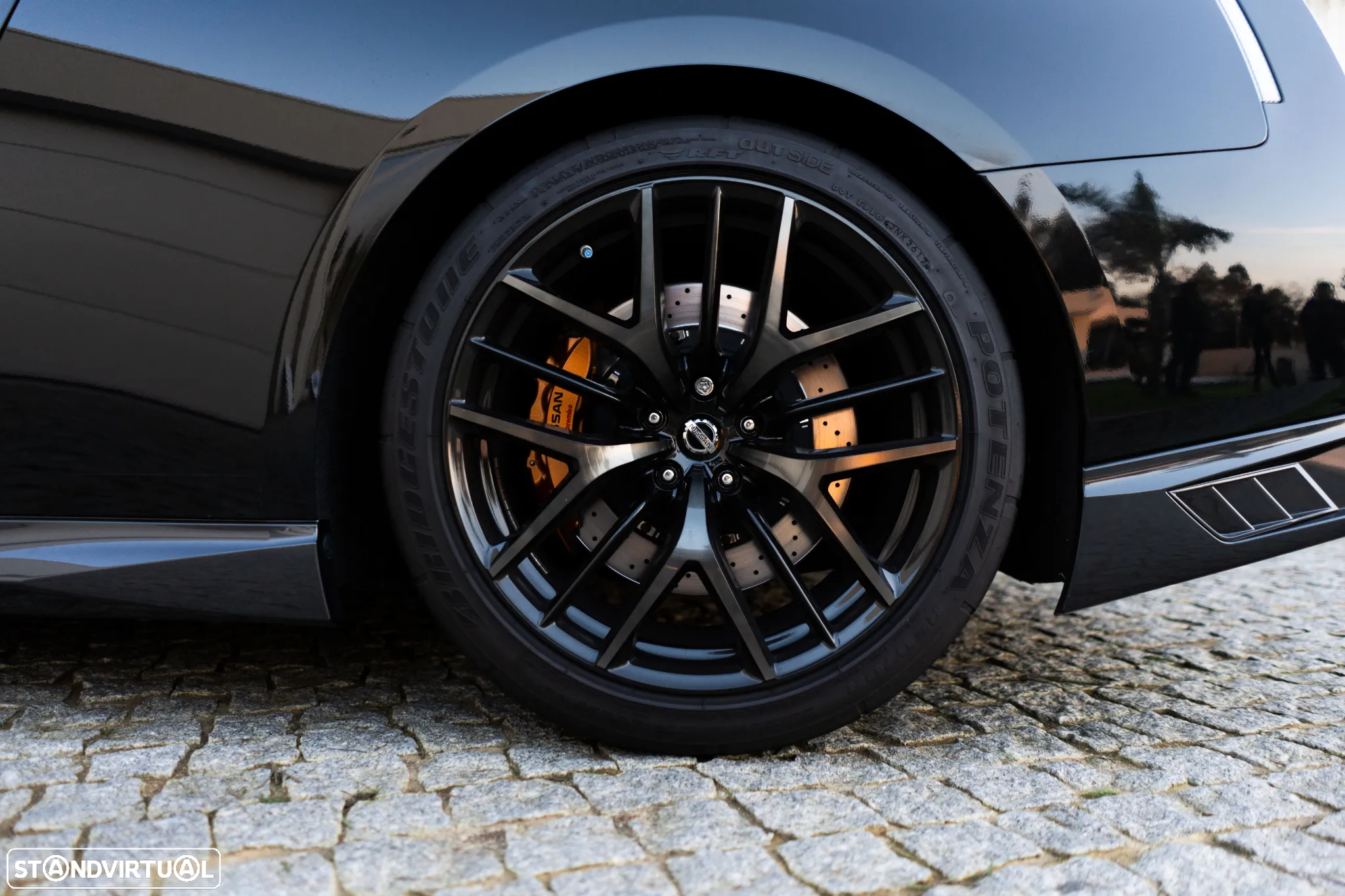 Nissan GT-R 3.8 V6 Black Edition - 9