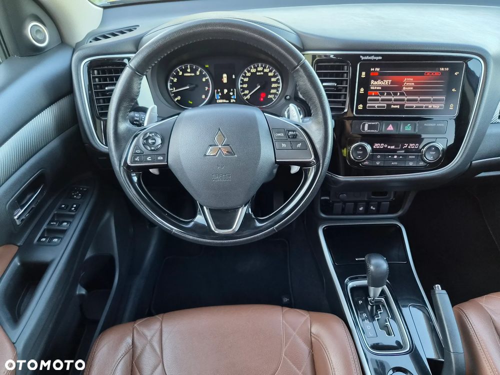 Mitsubishi Outlander - 33