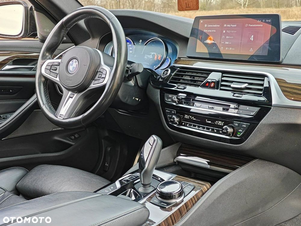 BMW Seria 5 - 22