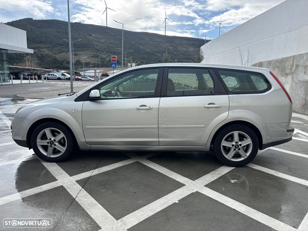 Ford Focus SW 1.6 TDCi Titanium - 10