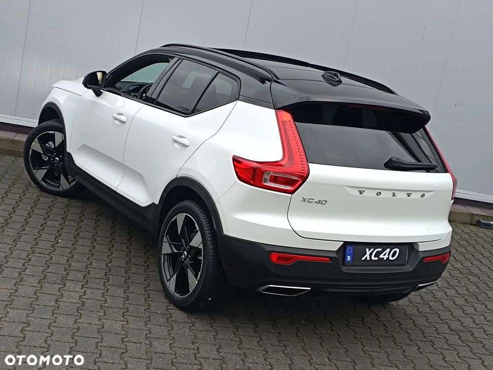 Volvo XC 40 T5 AWD R-Design - 10