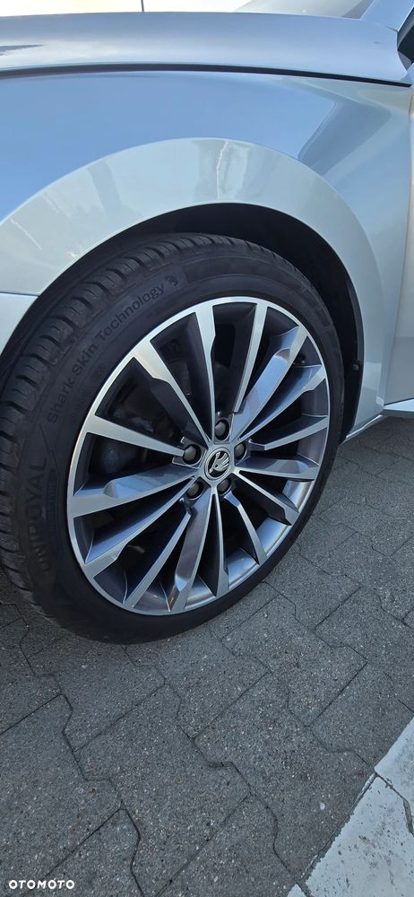 Skoda Superb 2.0 TSI Style DSG - 22