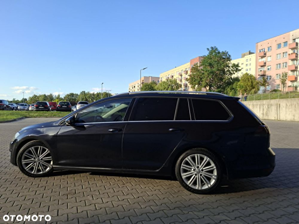 Volkswagen Golf 2.0 BlueTDI DSG Highline - 26