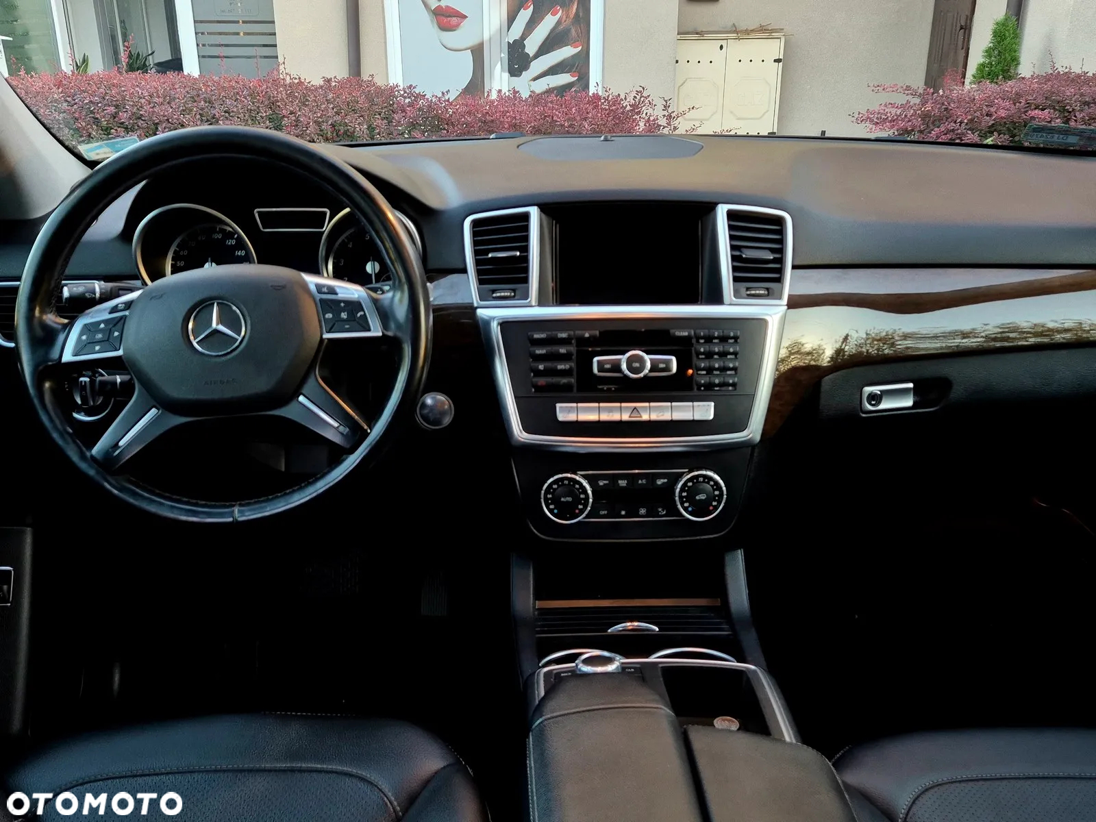 Mercedes-Benz ML 350 4MATIC BlueEFFICIENCY 7G-TRONIC Edition 1 - 18