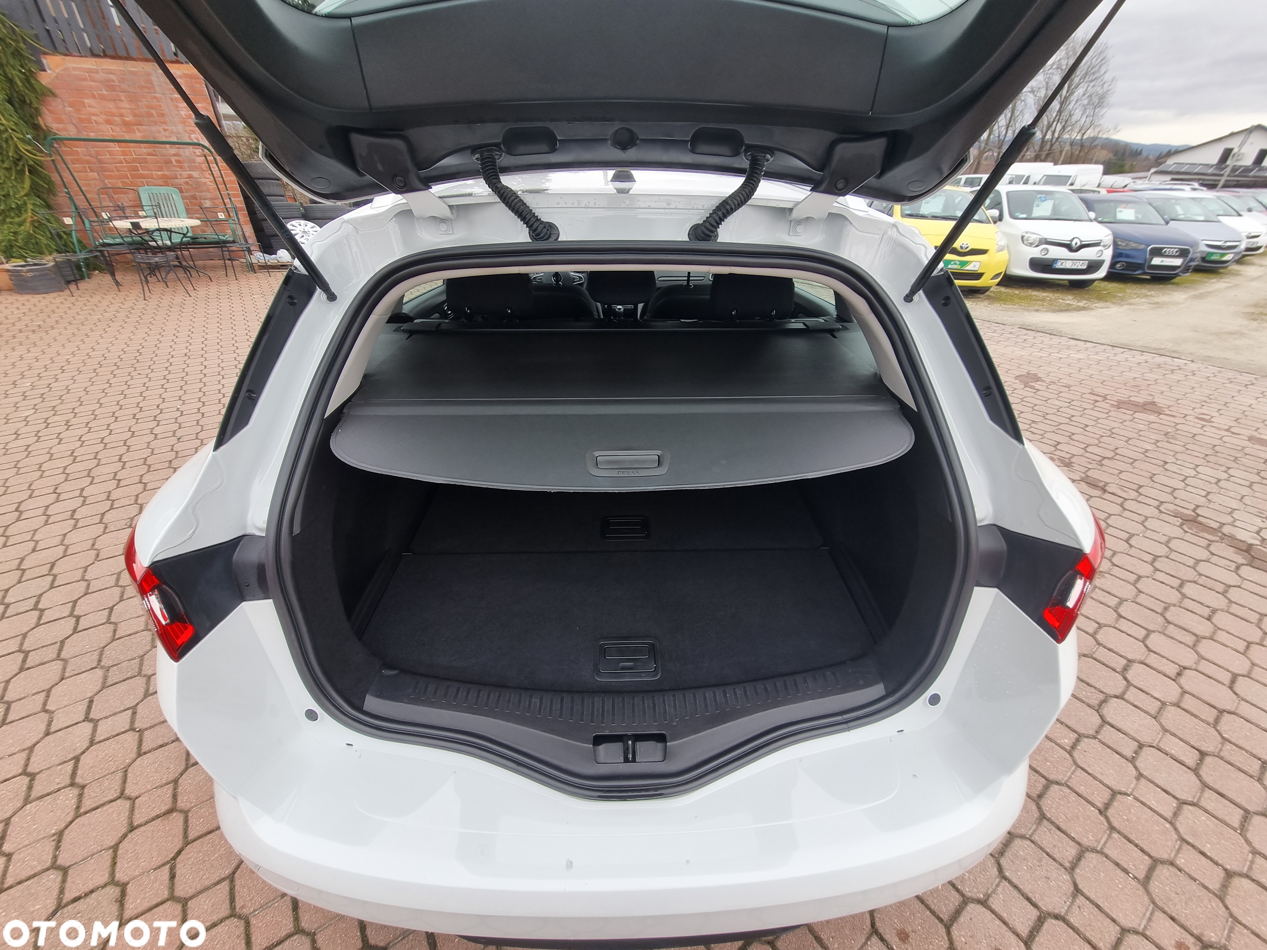 Renault Megane 1.5 dCi Zen - 34