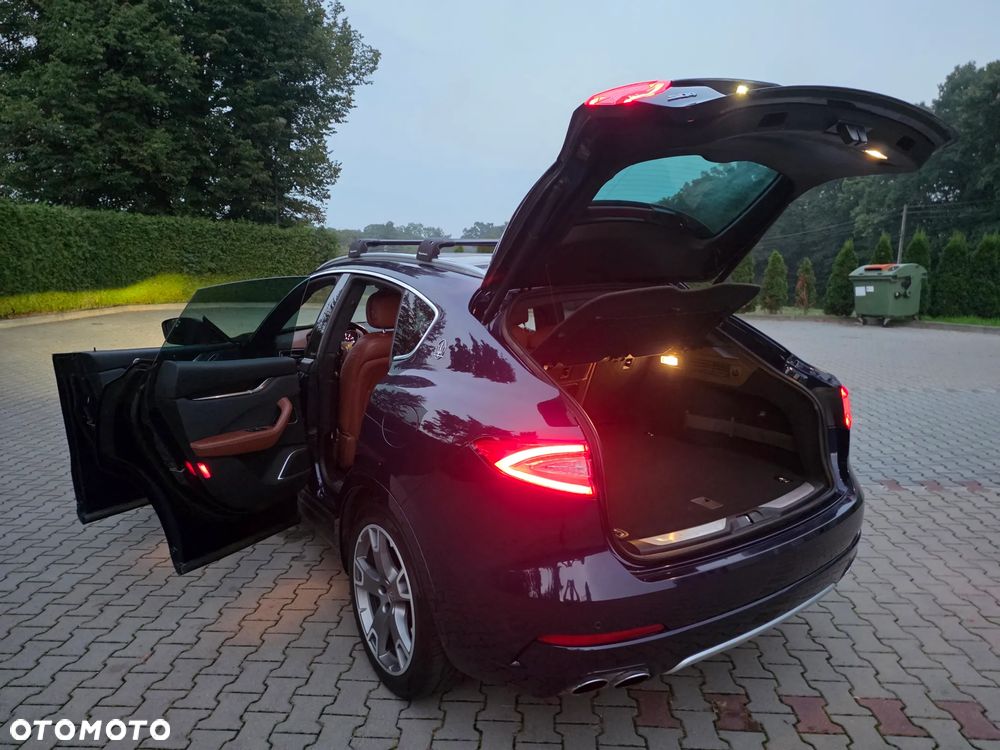 Maserati Levante S Q4 GranLusso - 21