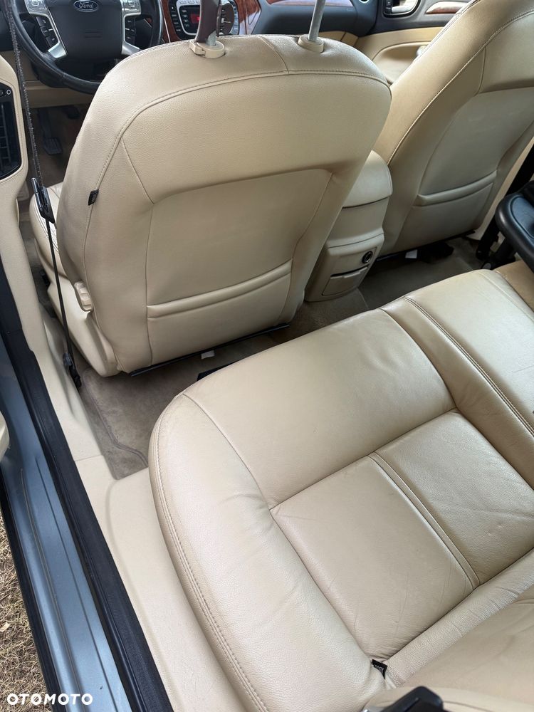 Ford Mondeo 2.0 TDCi Ghia - 10