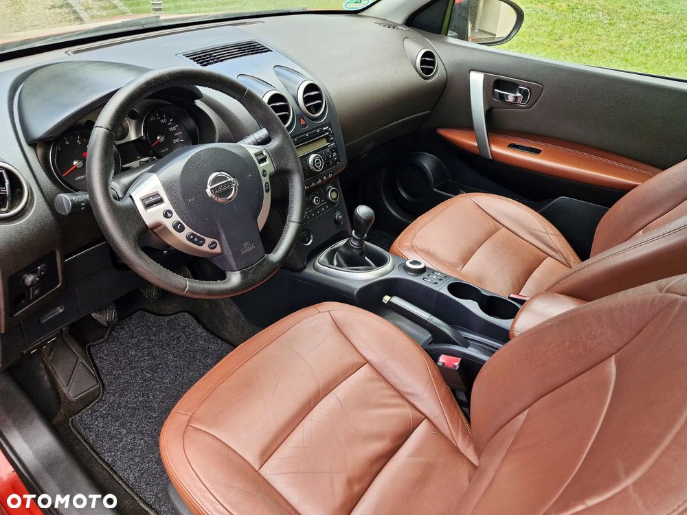 Nissan Qashqai 2.0 4 x 4 tekna - 6