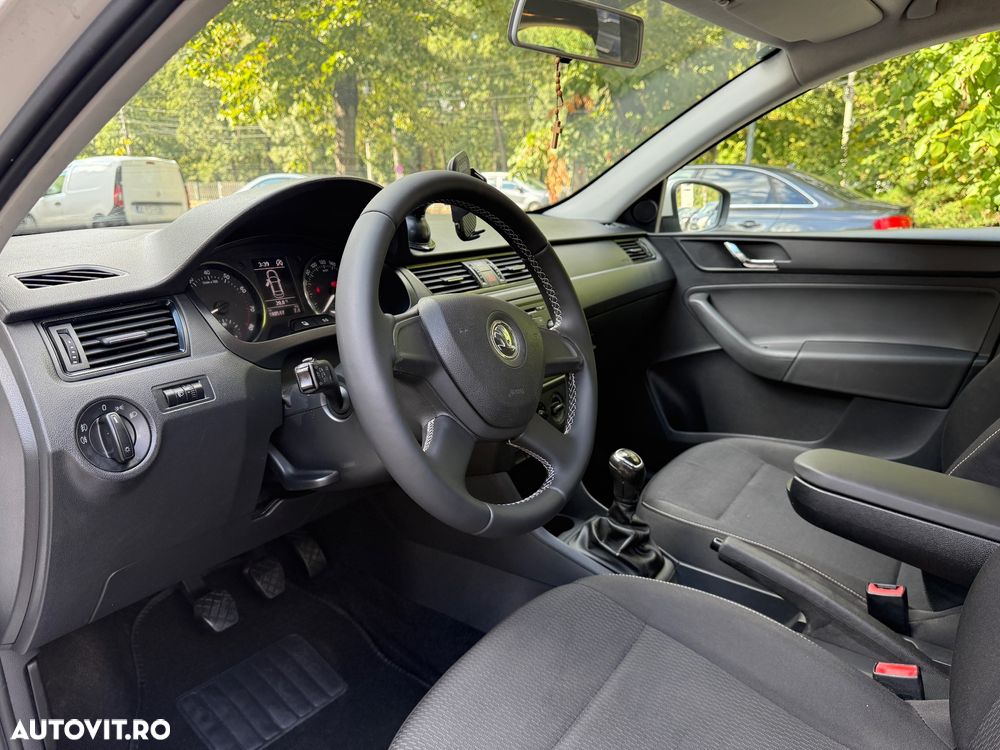 Skoda RAPID 1.2 TSI Ambition - 9