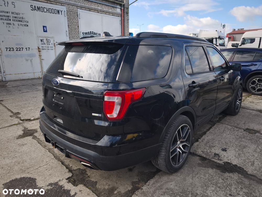 Ford Explorer 2017 photo 5