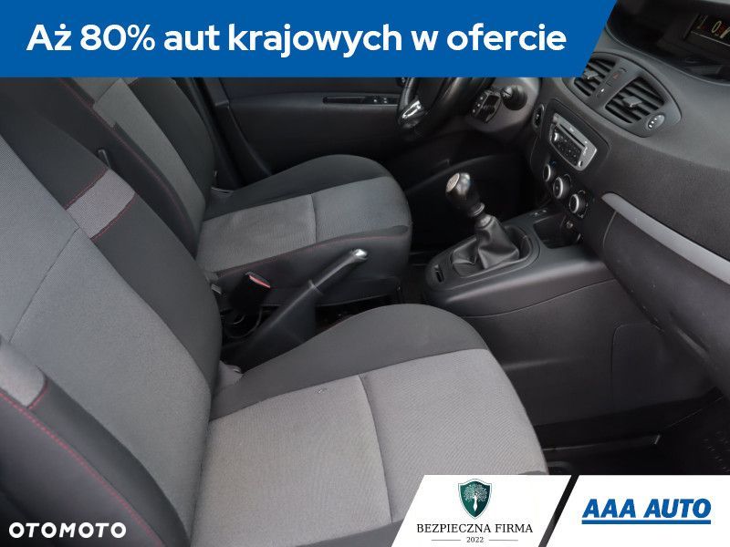 Renault Scenic - 11