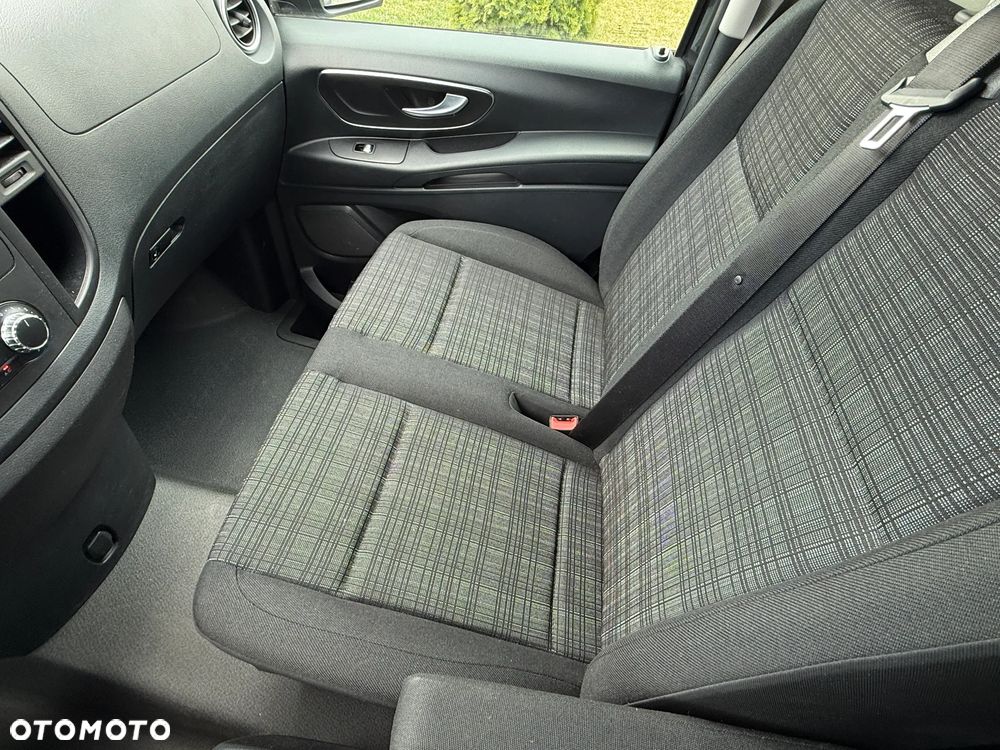 Mercedes-Benz Vito - 22