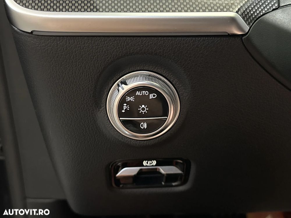 MERCEDES-BENZ C-Class 2023 — imagine 15